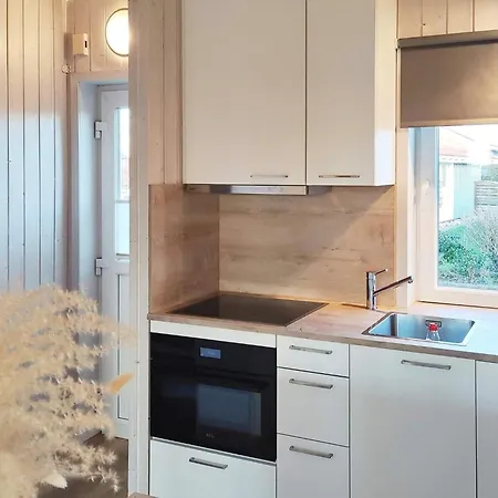 4 Person Holiday In בית נופש