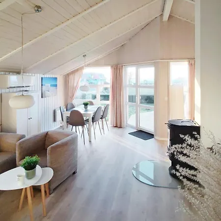 בית נופש 4 Person Holiday In