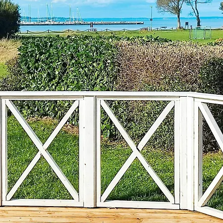 4 Person Holiday In בית נופש גלטינג